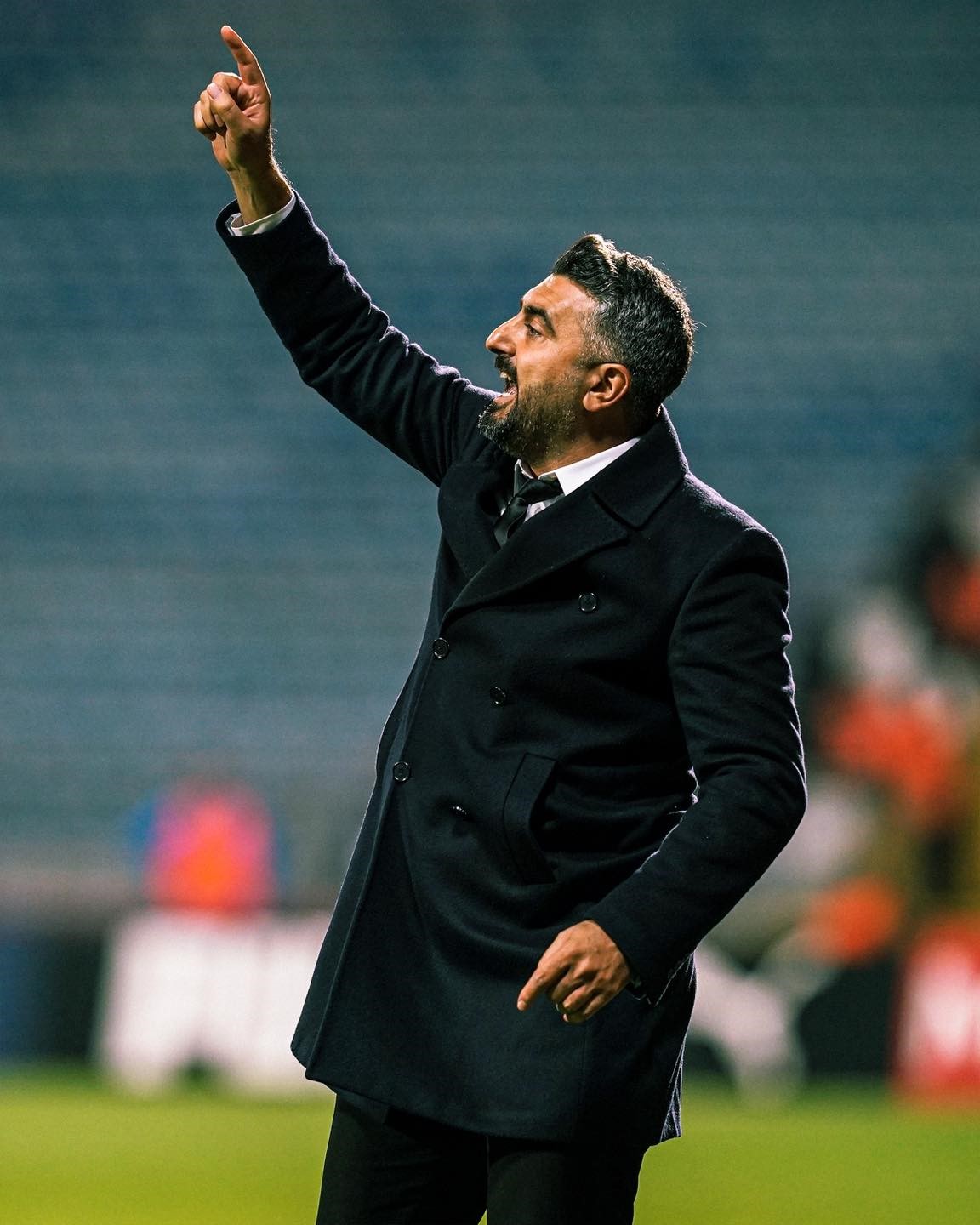 KAYSERİSPOR TEKNİK DİREKTÖRÜ SİNAN KALOĞLU, TAKIMI TEBRİK ETTİ