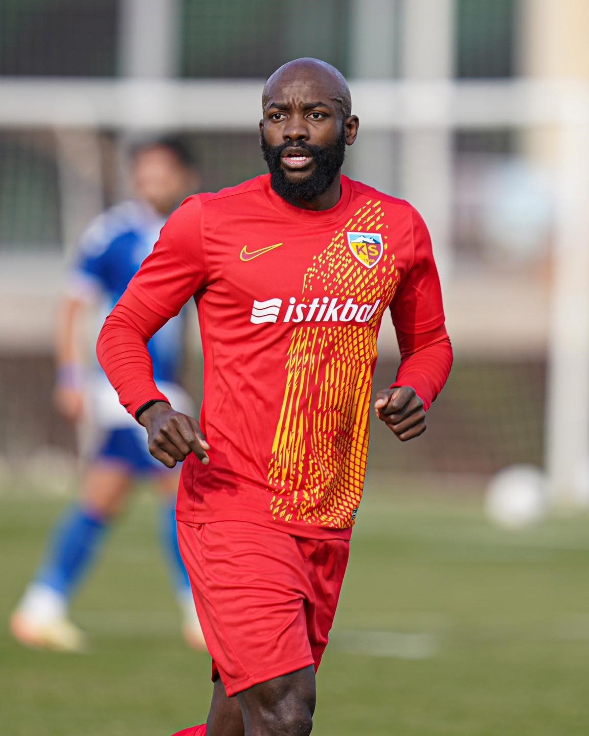 KAYSERİSPOR'DA BAHOKEN KADRO DIŞI BIRAKILDI