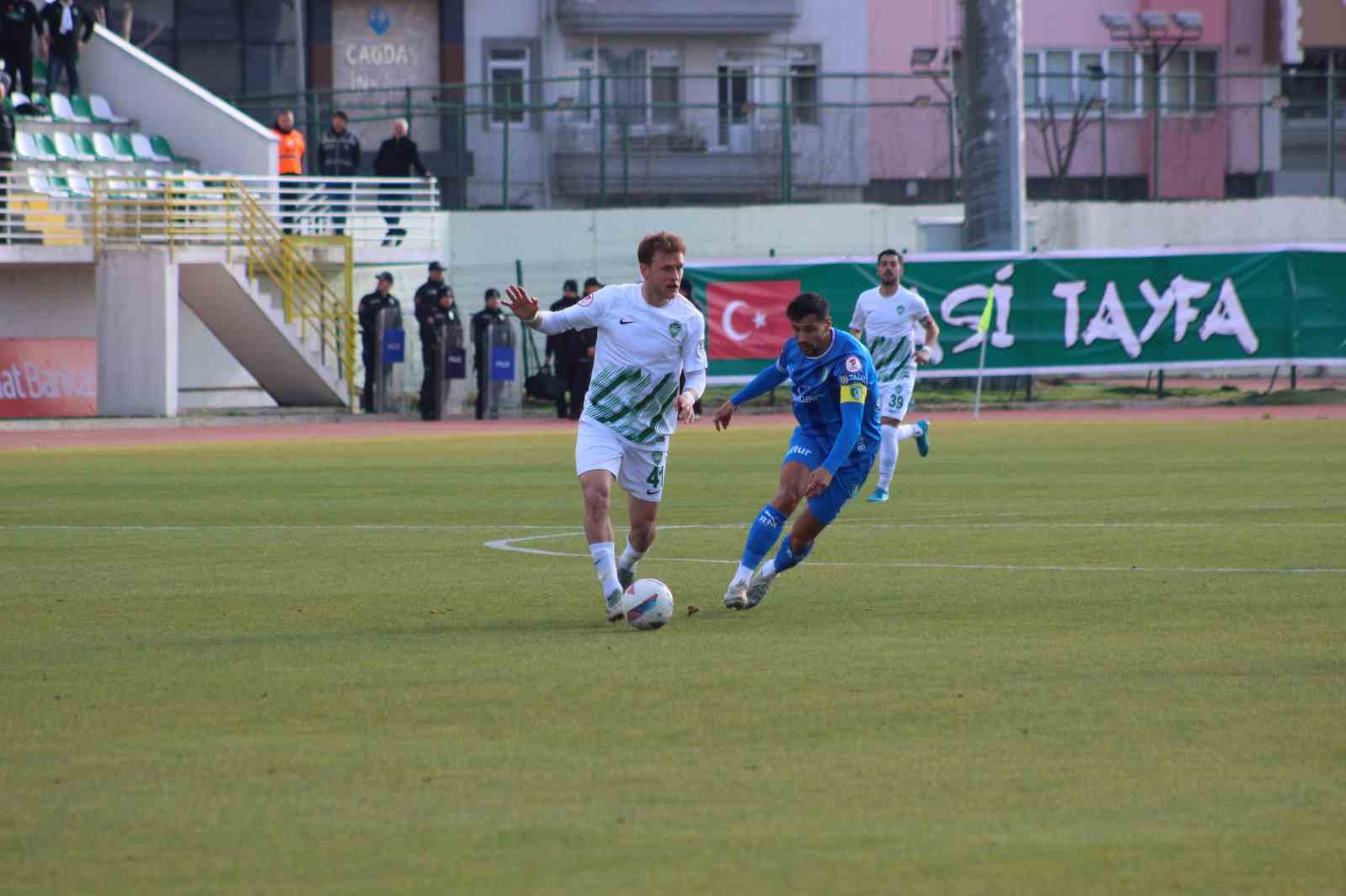 KIRKLARELİSPOR VE BODRUM FK ARASINDA ÇEKİŞMELİ MAÇ