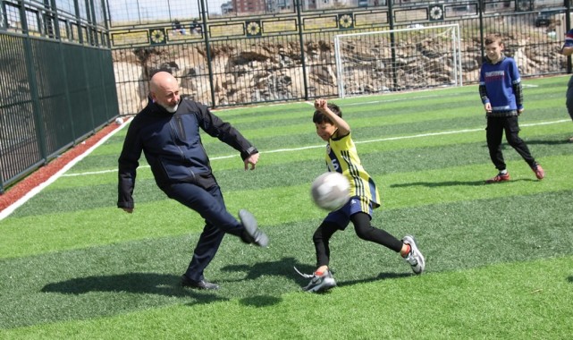 Kocasinan Belediyesi Spor Kulübü Futbol Akademisi Seçmeleri Devam Ediyor