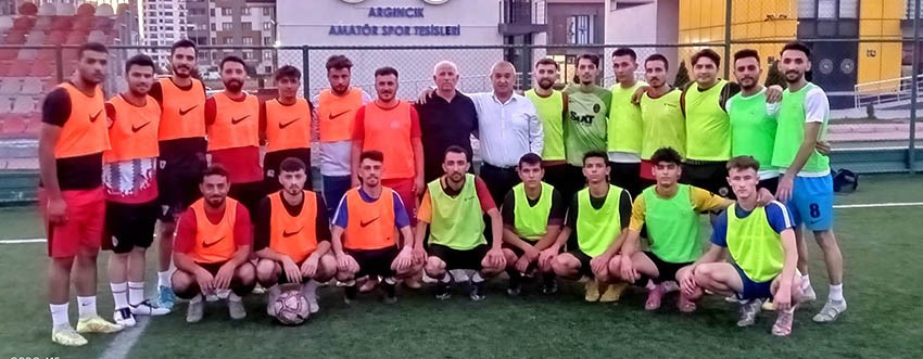 KOCASİNAN YEMLİHASPOR, ANTRENÖR FEHMİ BÖREKÇİ İLE ANLAŞTI