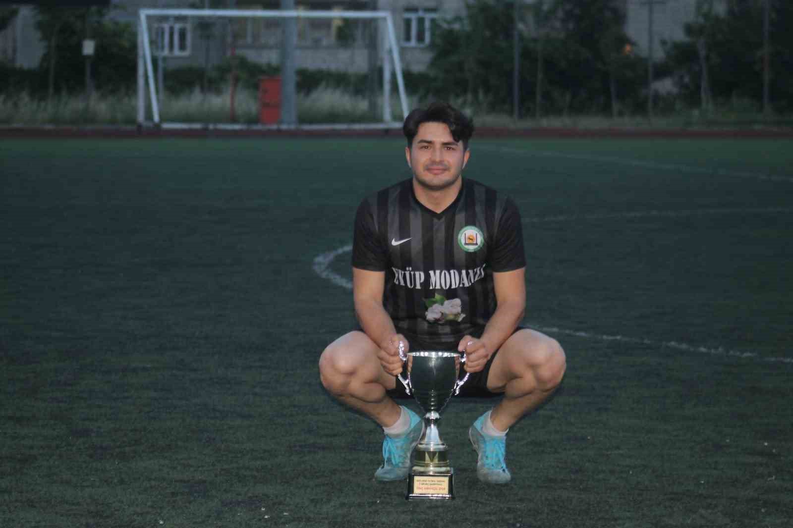 KOCASİNAN YEMLİHASPOR TRANSFERLERLE DİKKAT ÇEKİYOR