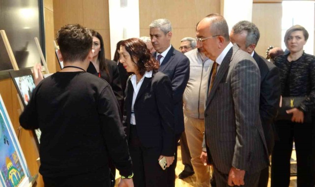 Konya'da Selçuklu BİLSEM'den “Diken ve Karanfil” Sergisi
