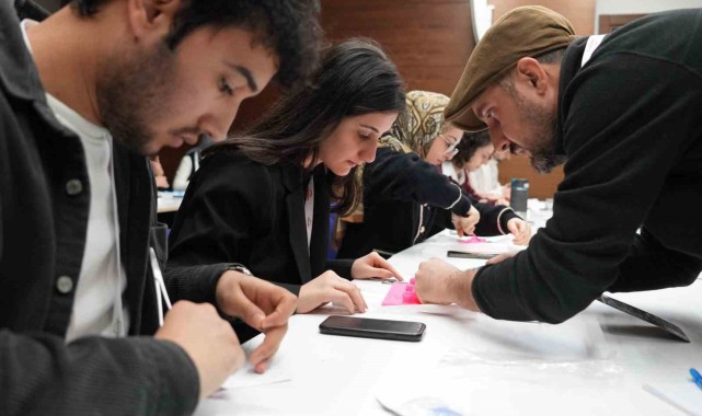 KOSTÜ Diş Hekimliği Fakültesi, 2. Diş Hekimliği Öğrenci Kongresi ile Bilim ve İnovasyona Ev Sahipliği Yaptı