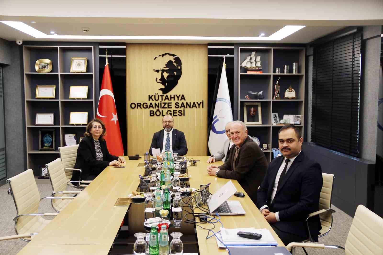 KÜTAHYA İL DEFTERDARI KÜTAHYA OSB YÖNETİMİNİ ZİYARET ETTİ
