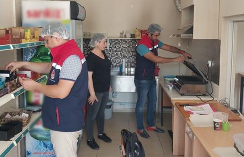 KUYUCAK İLÇE TARIM VE ORMAN MÜDÜRLÜĞÜ OKUL KANTİNLERİNDE DENETİM GERÇEKLEŞTİRDİ