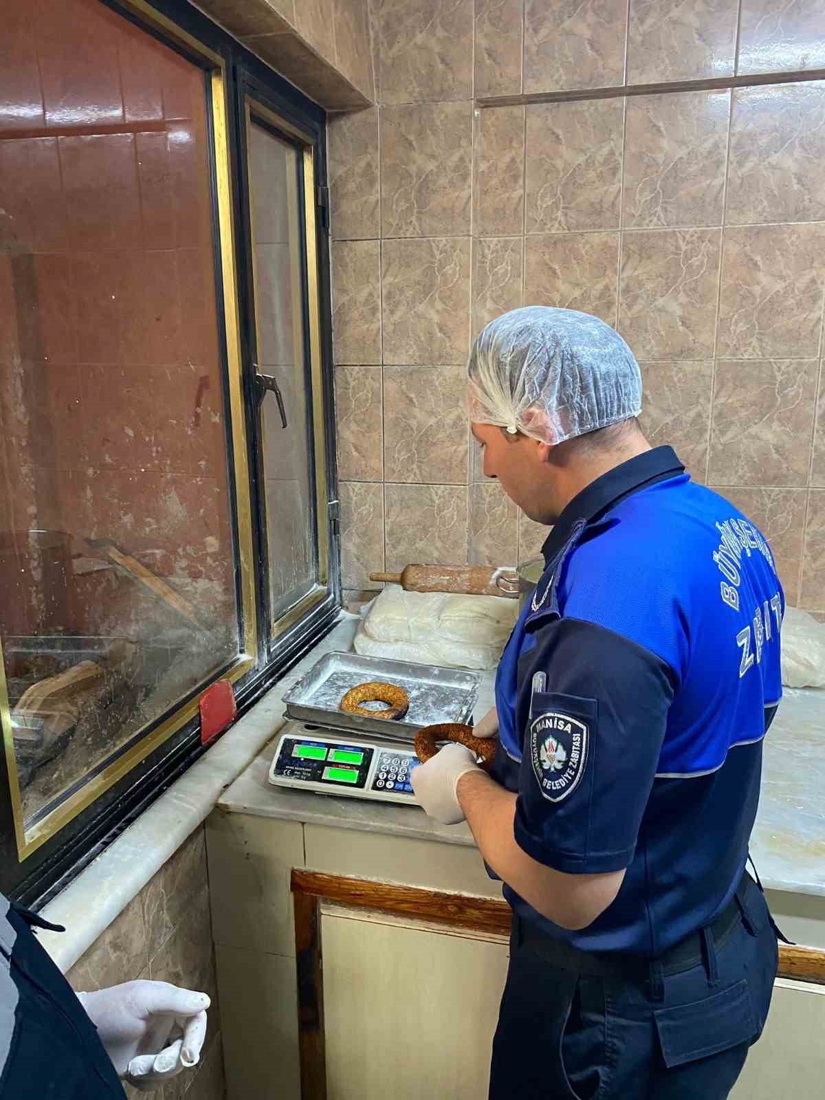 MANİSA'DA FIRINLARA HİJYEN DENETİMİ YAPILDI