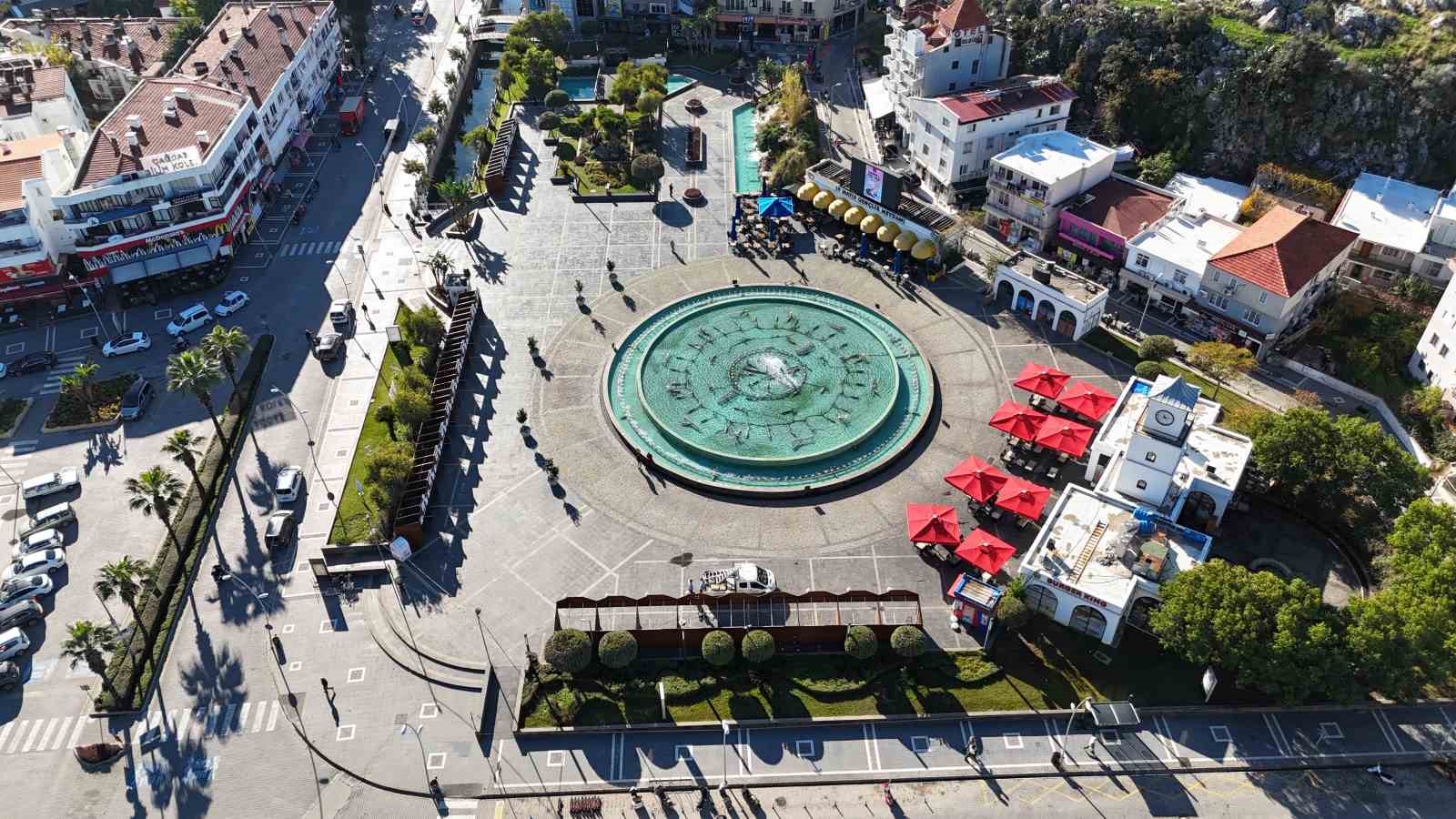 MARMARİS BELEDİYESİ YENİ YIL PANAYIRI KAPILARINI AÇIYOR