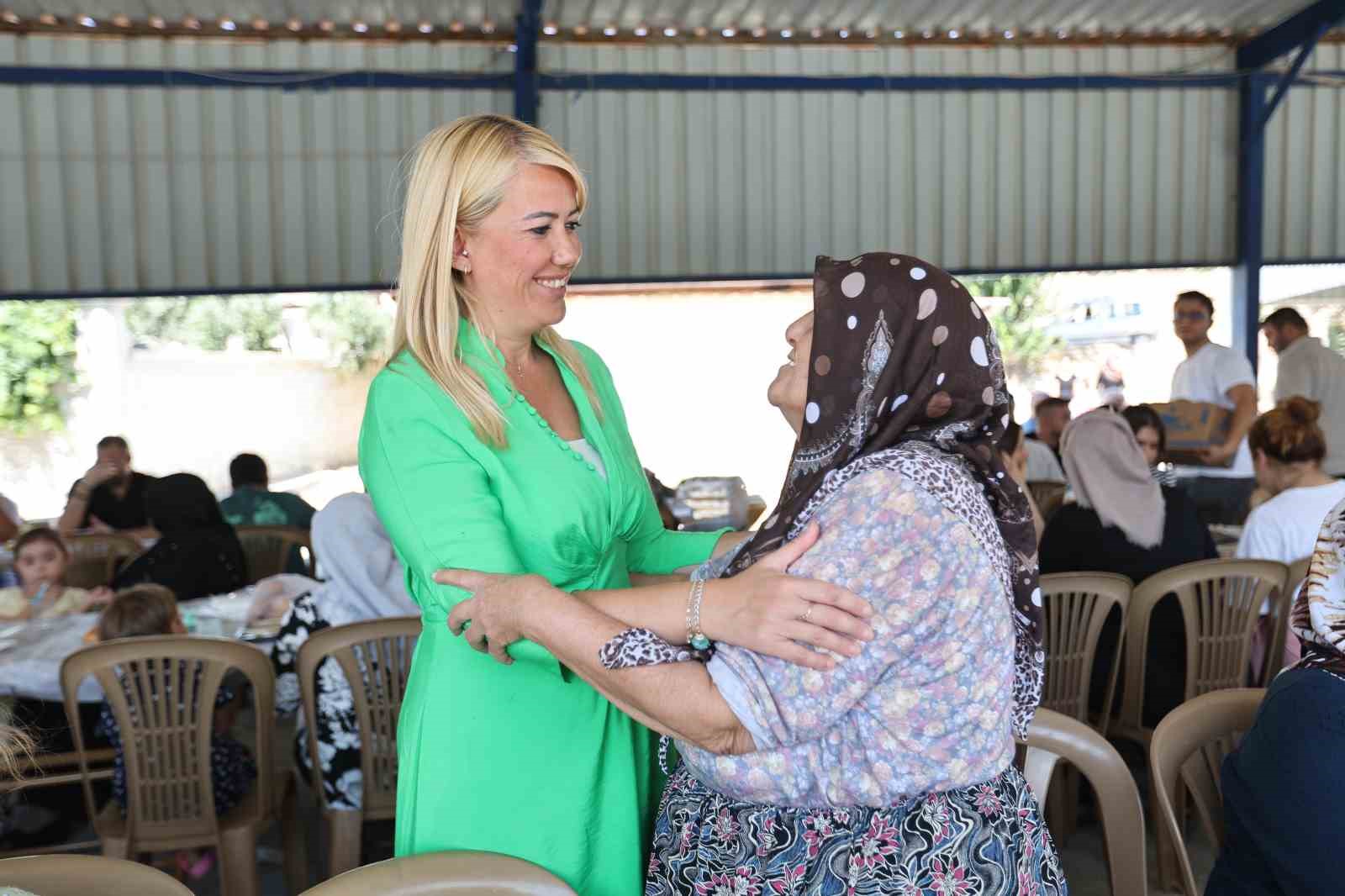 MERKEZEFENDİ BELEDİYE BAŞKANI YAŞLILARI UNUTMADI