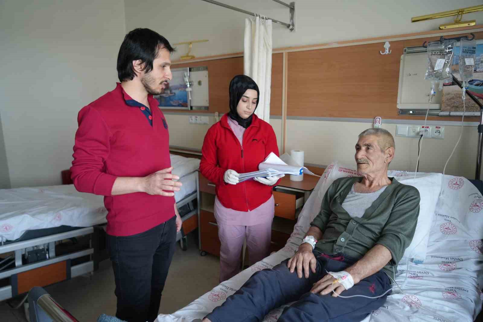MESANE KANSERİ AMELİYATI VARTO DEVLET HASTANESİNDE BAŞARIYLA GERÇEKLEŞTİRİLDİ