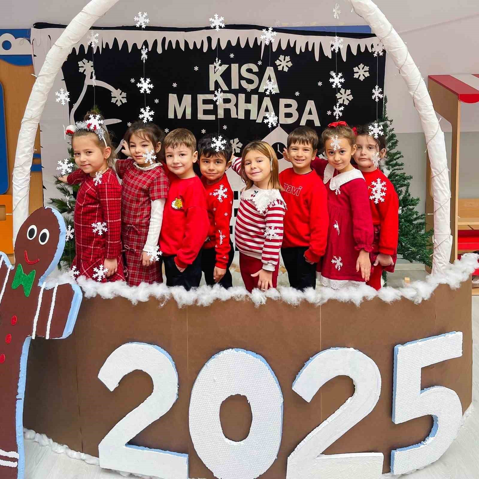 MİNİKLERİN YILBAŞI COŞKUSU EFELER BELEDİYESİ'NDE