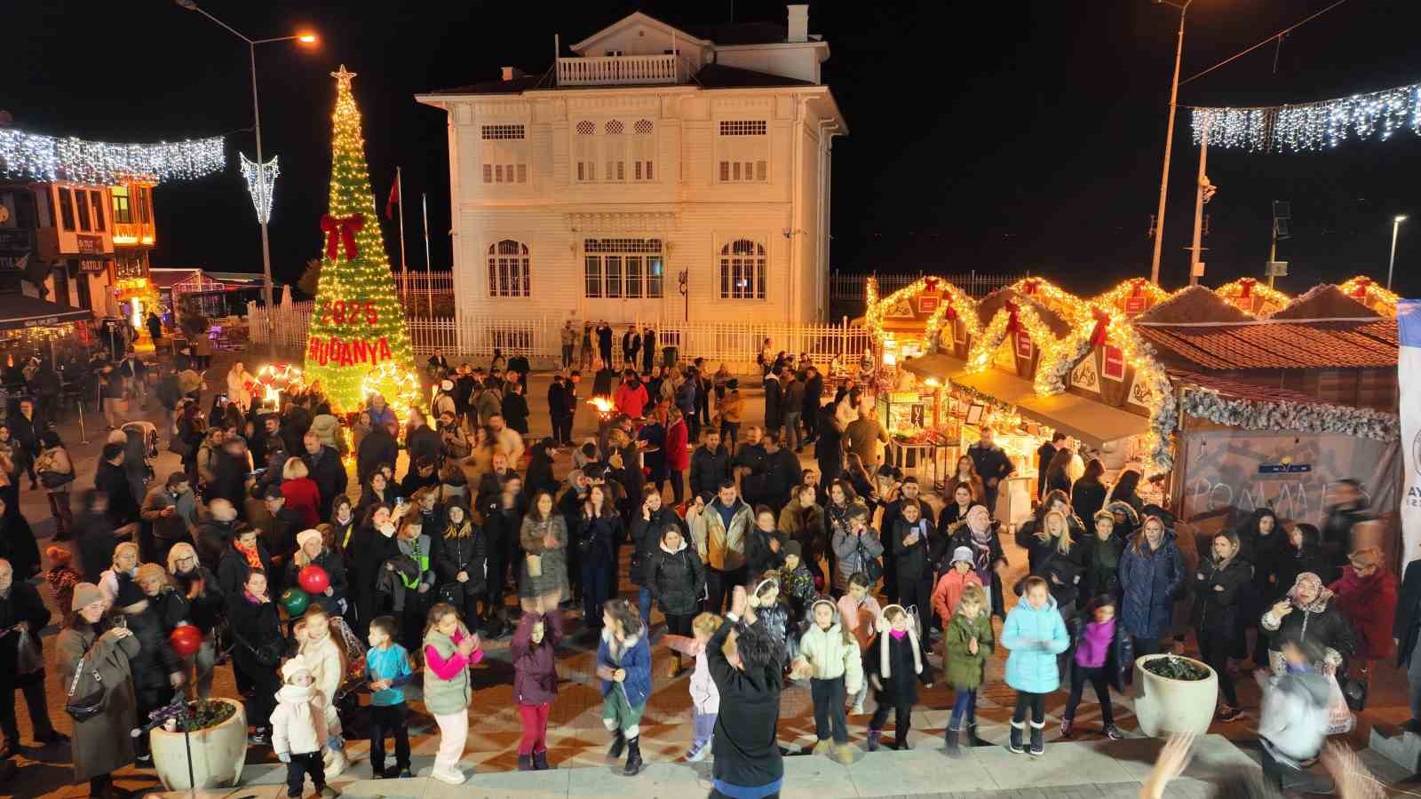 MUDANYA BELEDİYESİNDEN YENİ YIL COŞKUSU!