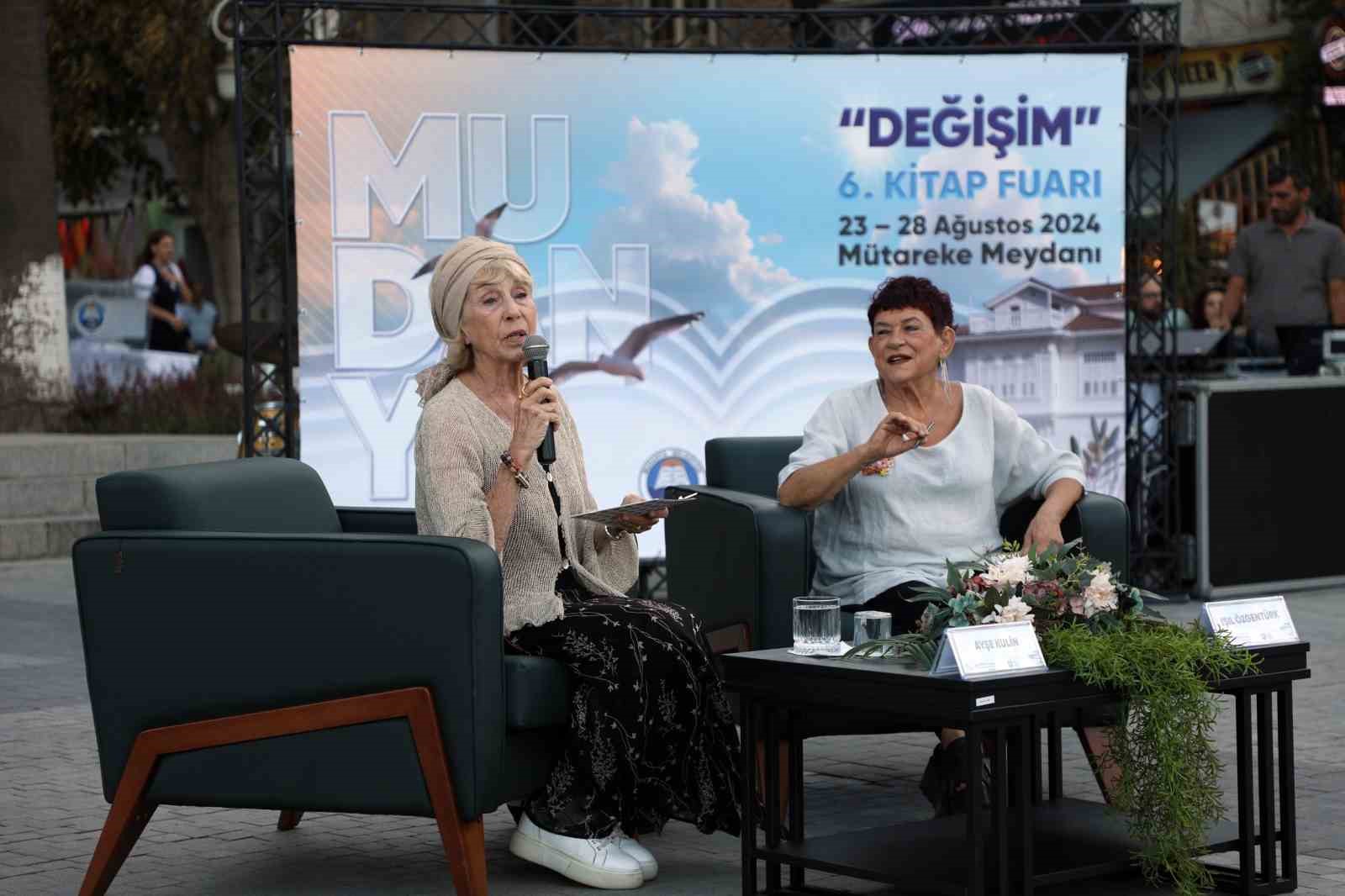 MUDANYA KİTAP FUARI'NDA KADIN HAKLARI VE DEMOKRASİ KONUŞULDU