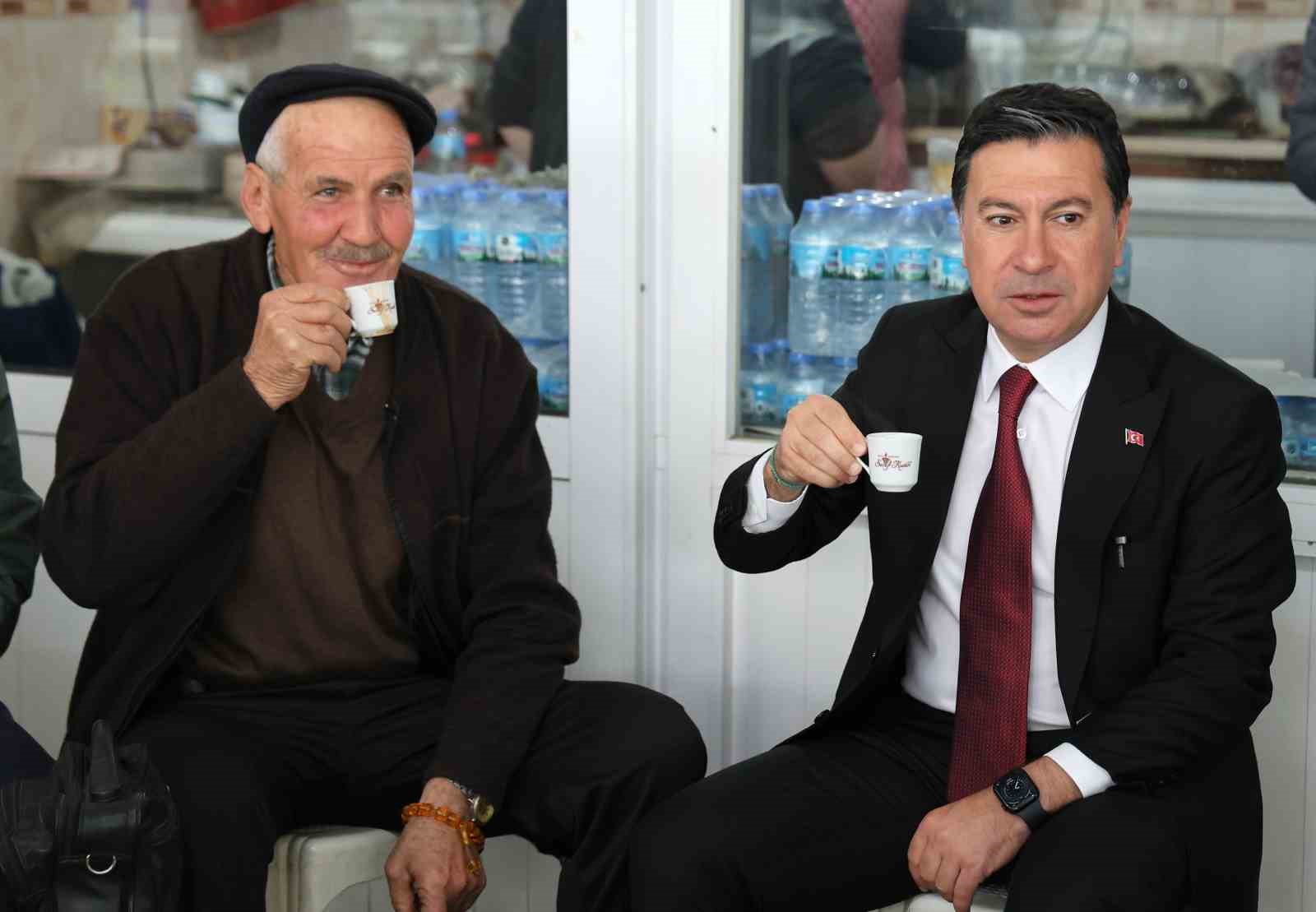 MUĞLA BÜYÜKŞEHİR BELEDİYE BAŞKANI AHMET ARAS, EN BAŞARILI BELEDİYE BAŞKANLARI ARASINDA