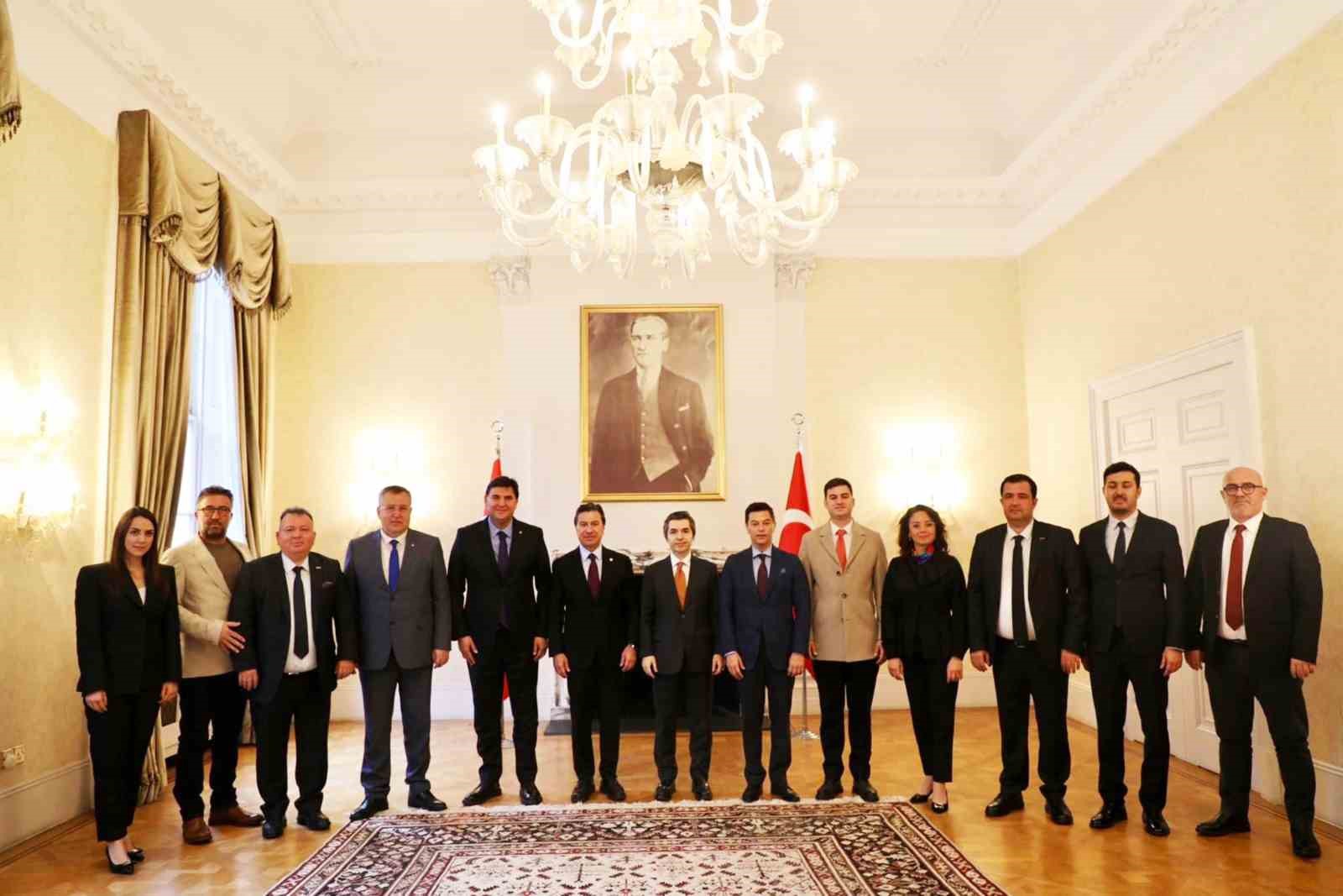 MUĞLA, LONDRA'DA TURİZM FUARINDA BÜYÜK İLGİ GÖRDÜ