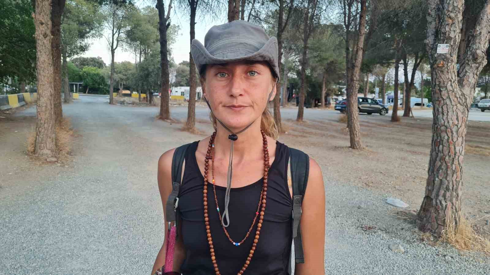 MUĞLA'DA SİLAHLI SALDIRIYA UĞRAYAN KÖPEĞİN TEDAVİSİ DEVAM EDİYOR