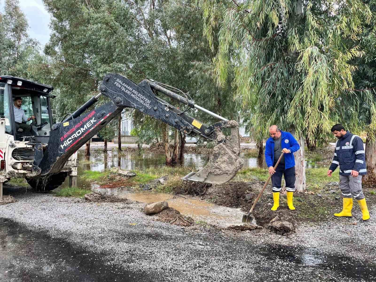 MUĞLA'DA YAŞANAN YOĞUN YAĞIŞLAR İYİ BİR ŞEKİLDE ATLATTI
