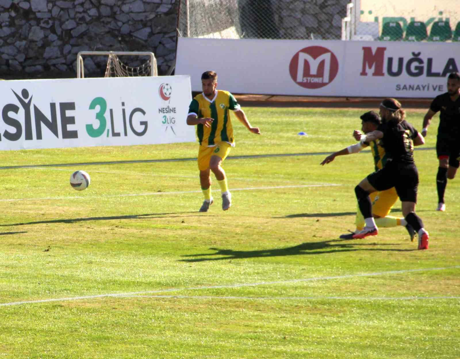 MUĞLASPOR VE ADIYAMANSPOR BERABERE KALDI