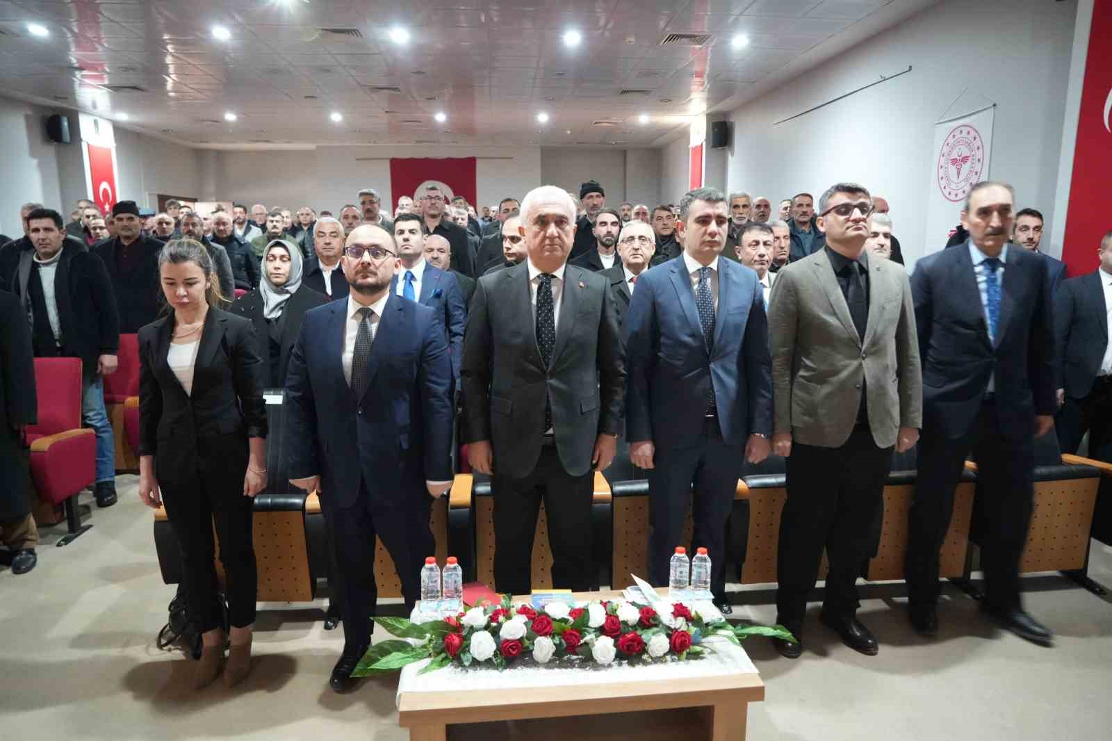 MUŞ İL SAĞLIK MÜDÜRLÜĞÜ KÖY VE MAHALLE MUHTARLARINA BAĞIMLILIKLA MÜCADELE SEMİNERİ DÜZENLEDİ