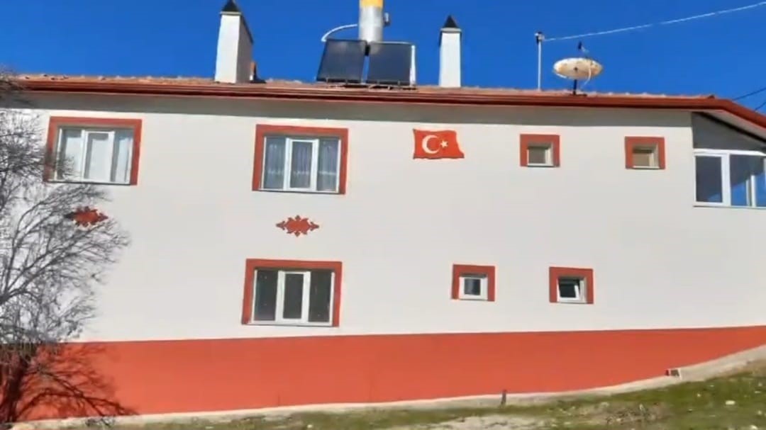 NALLIHAN ŞEHİT AİLELERİNİN EVLERİ YENİLENİYOR