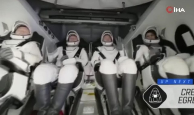 NASA Astronotları ISS'ten Kurtarıldı