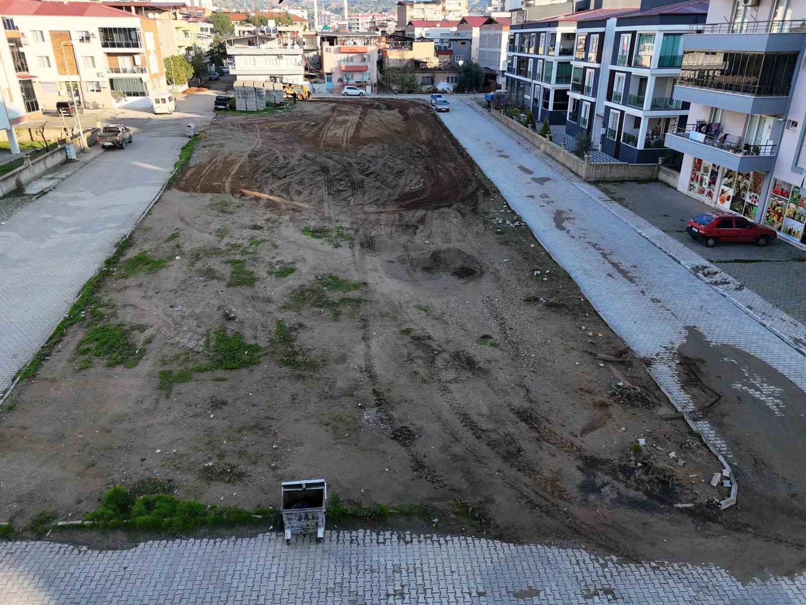 NAZİLLİ BELEDİYESİ YEŞİL MAHALLE'YE MODERN PARK YAPIYOR