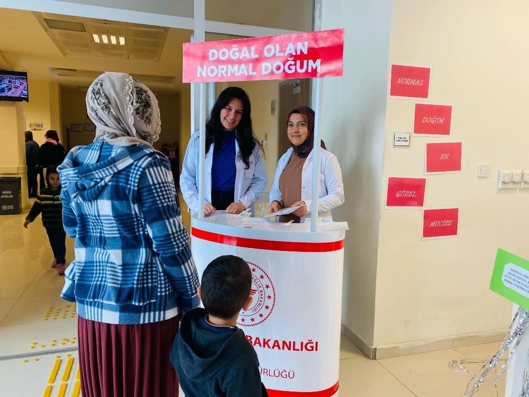 NİĞDE’DE NORMAL DOĞUM HAKKINDA BİLİNÇLENDİRME YAPILDI