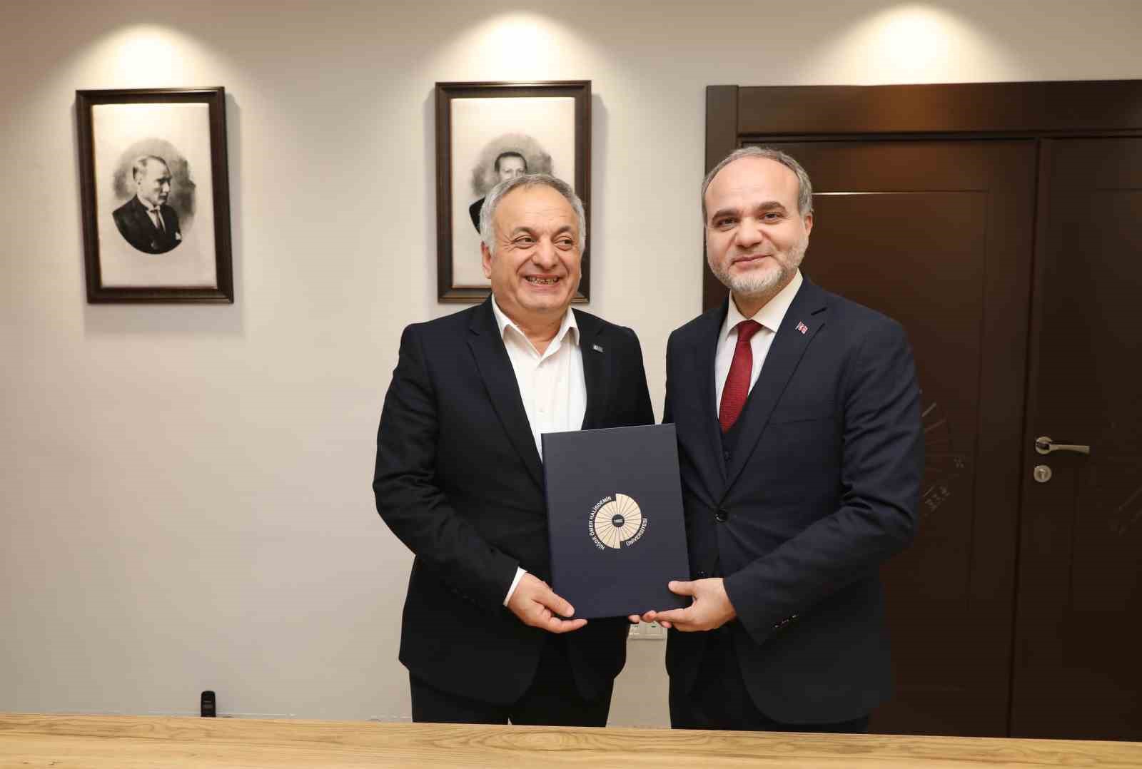 NÖHÜ VE TÜRKİYE BEYAZAY DERNEĞİ İŞ BİRLİĞİ PROTOKOLÜ İMZALADI