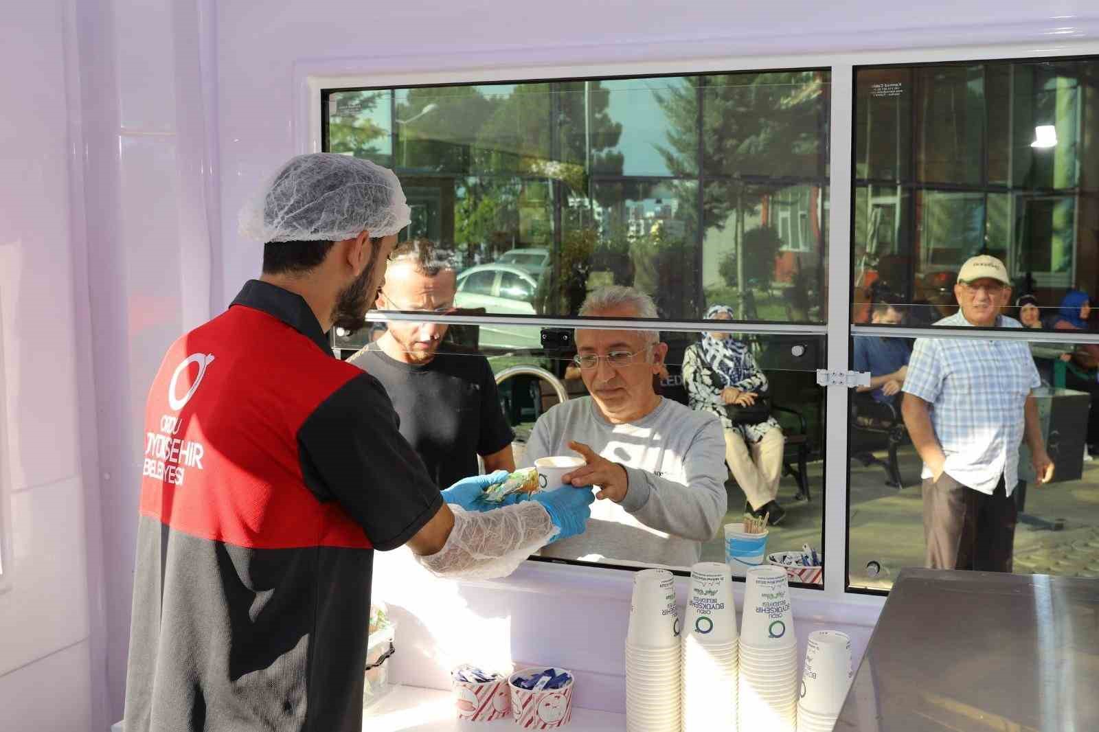 ORDU BÜYÜKŞEHİR BELEDİYESİ HASTANELERDE ÇORBA İKRAMINA BAŞLADI