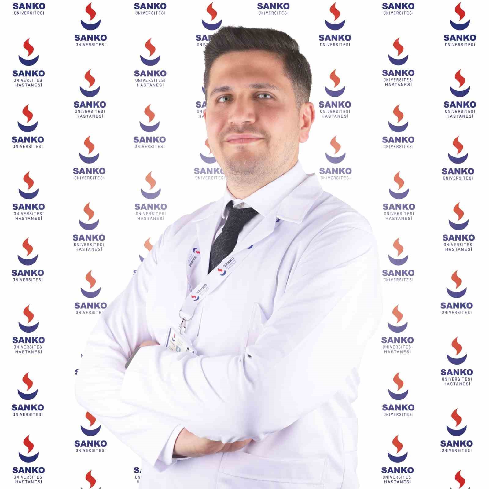 ORTOPEDİ VE TRAVMATOLOJİ UZMANI DR. TOKTAMIŞ SAVAŞ'TAN KEMİK TÜMÖRLERİ HAKKINDA BİLGİLER