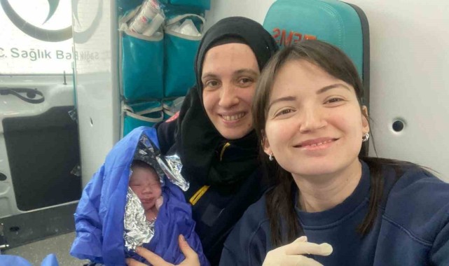 Safranbolu’da Ambulansta Doğum Heyecanı