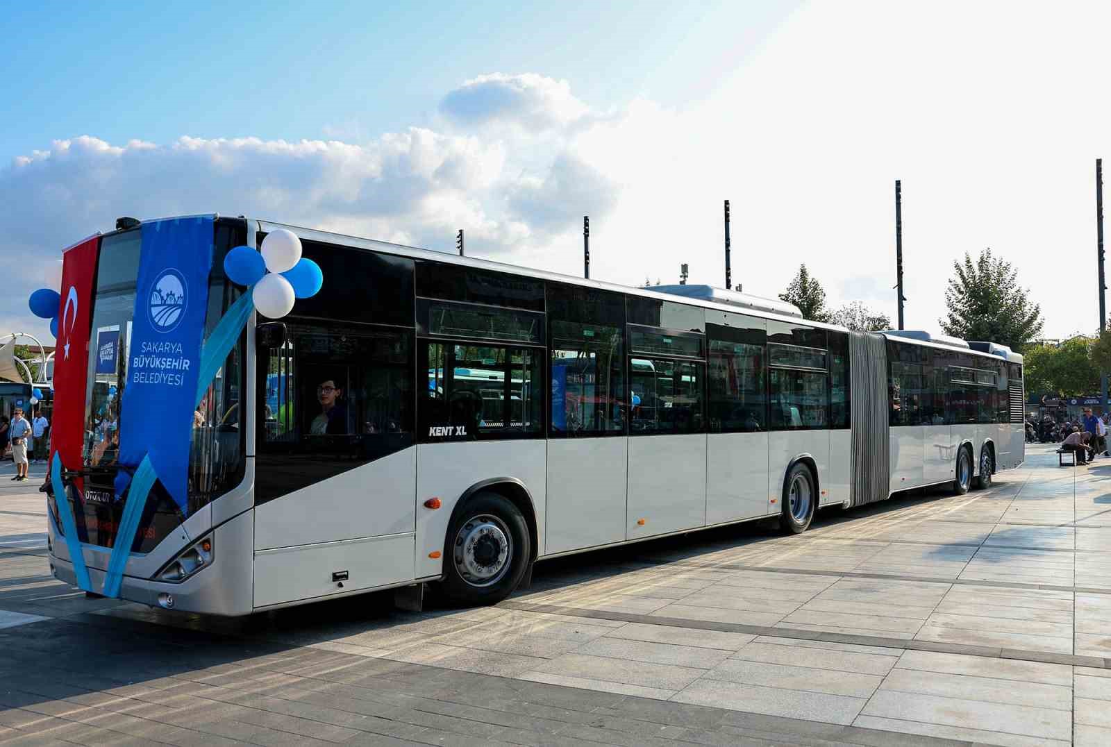 SAKARYA BÜYÜKŞEHİR BELEDİYESİ 100 MİLYON TL YATIRIMLA YENİ METROBÜSLER KAZANDIRACAK
