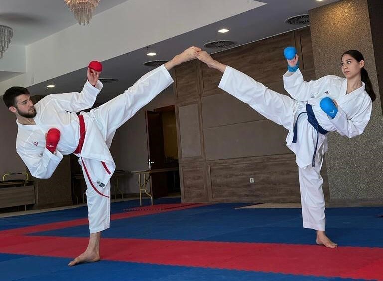 SAKARYA BÜYÜKŞEHİR BELEDİYESİ KARATECİLERİ DÜNYA TAKIMLAR KUPASI’NA HAZIRLANIYOR