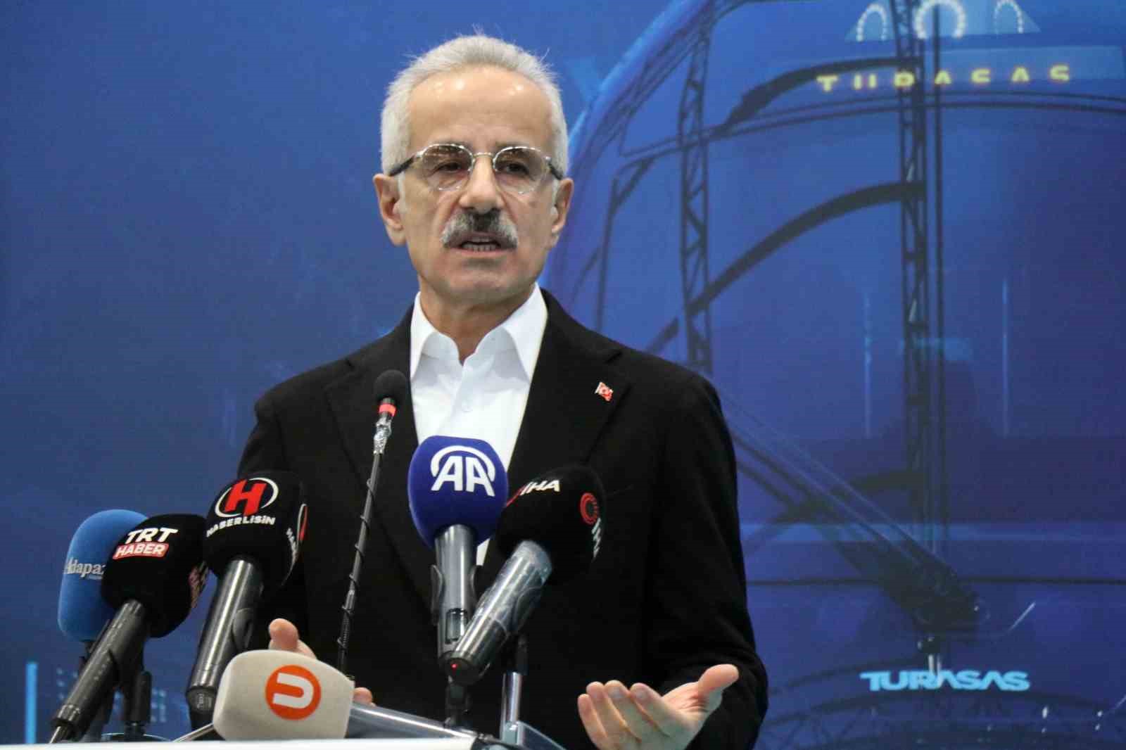 SAKARYA'DA YERLİ VE MİLLİ ELEKTRİKLİ TREN SETLERİ ÜRETİMİNE BAŞLANDI