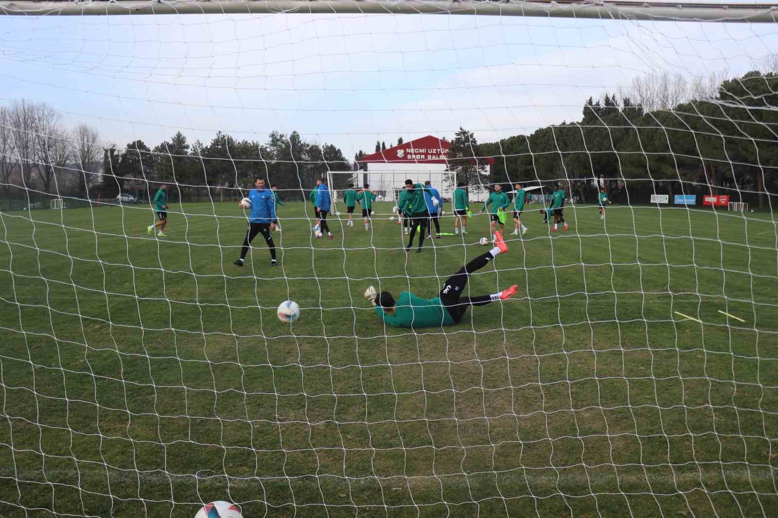SAKARYASPOR, ANKARAGÜCÜ MAÇI HAZIRLIKLARINA BAŞLADI