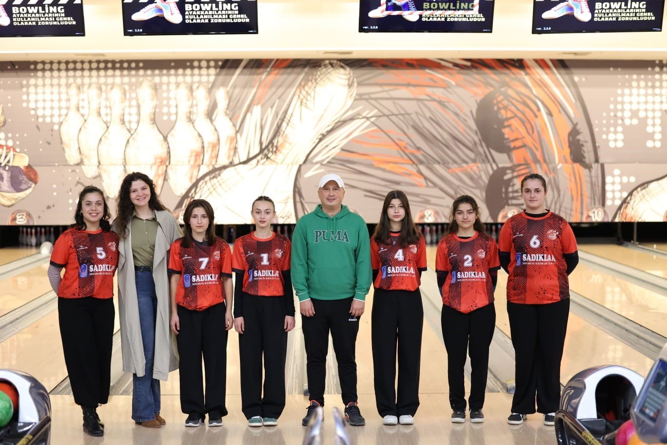 SAMSUN ALAÇAM ŞADİYE MUZAFFER TURHAN ANADOLU LİSESİ BOWLİNG KARADENİZ GRUP MÜSABAKALARI'NDA ŞAMPİYON OLDU