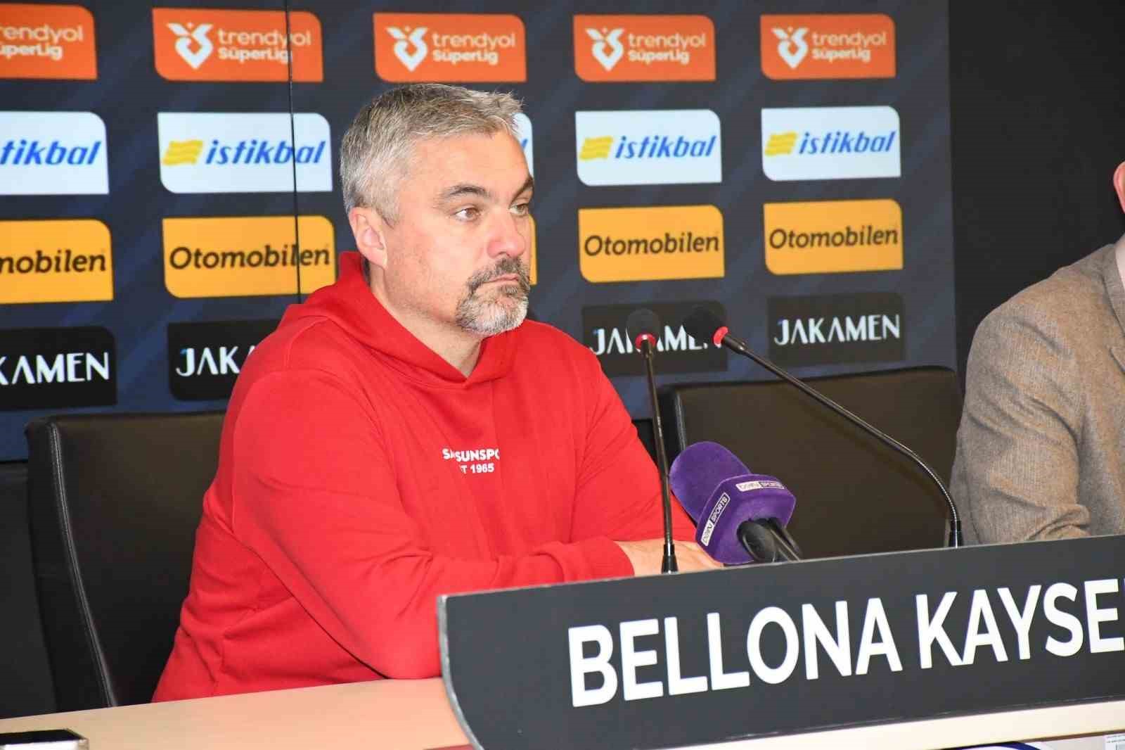 SAMSUNSPOR TEKNİK DİREKTÖRÜ REİS, KAYSERİSPOR MAÇINDAN MUTLU AYRILDI