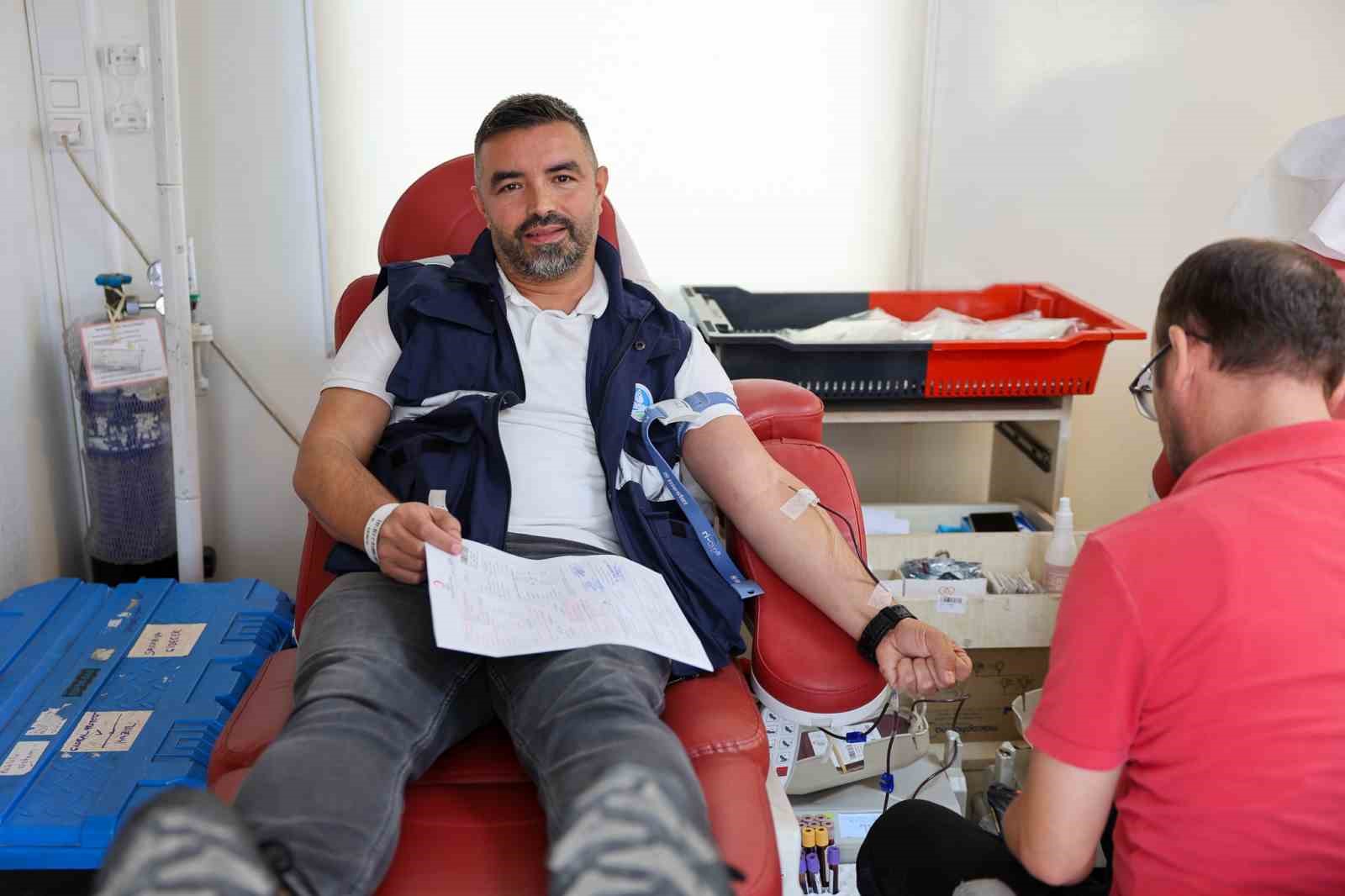SASKİ ÇALIŞANLARI KAN BAĞIŞI ETKİNLİĞİNE YOĞUN İLGİ GÖSTERDİ