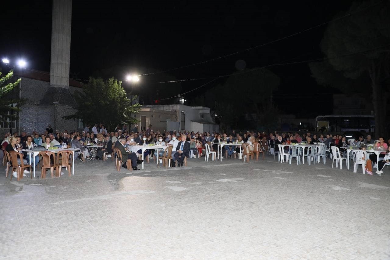 ŞEHZADELER BELEDİYE BAŞKANI GÜLŞAH DURBAY VATANDAŞLARLA BULUŞTU