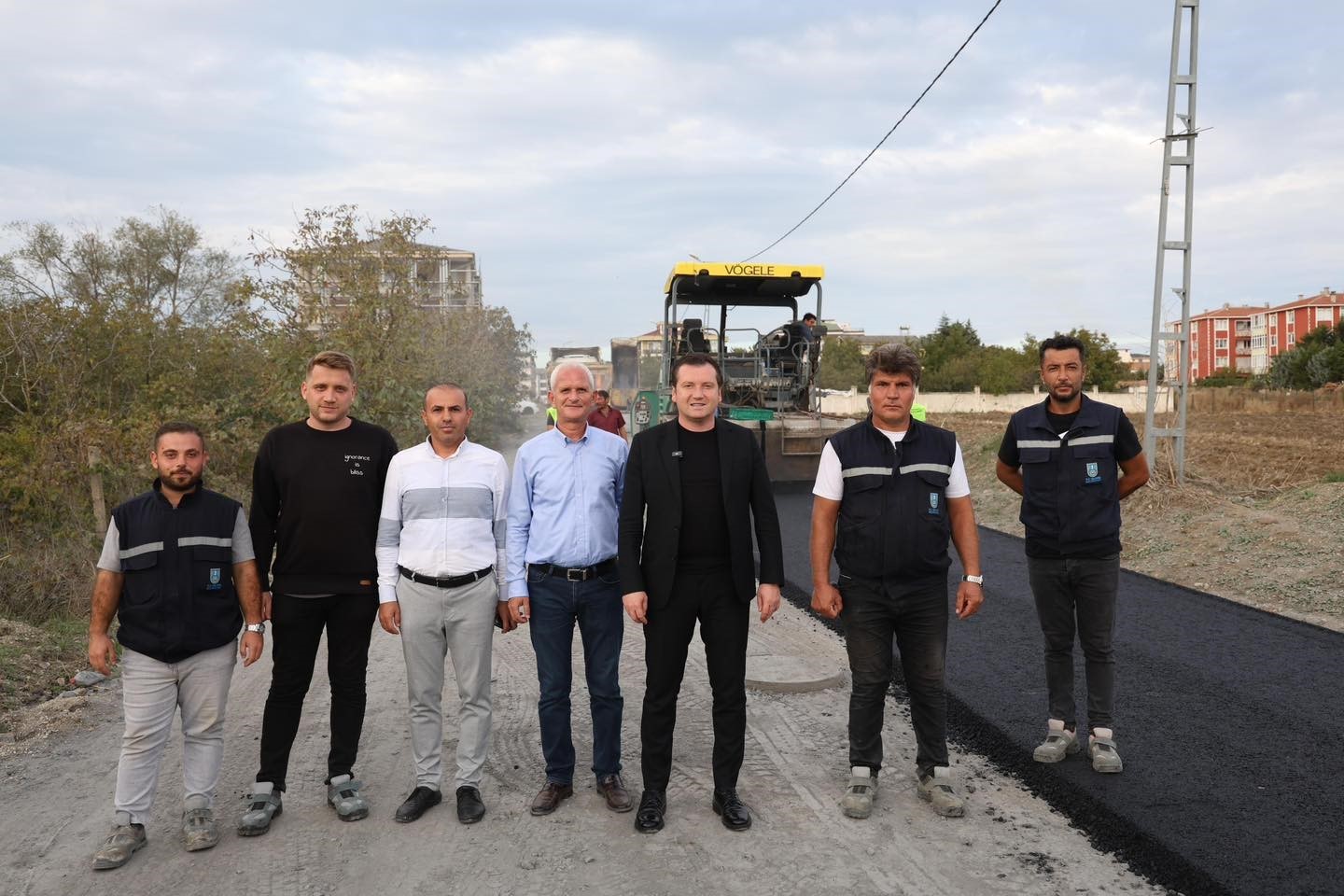 SELİMPAŞA MAHALLESİNDE YENİLENEN CADDE HİZMETE AÇILDI