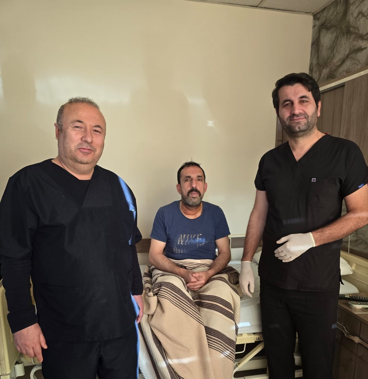 SİİRT’TE YAPILAN İLK TİROİD KANSERİ AMELİYATI