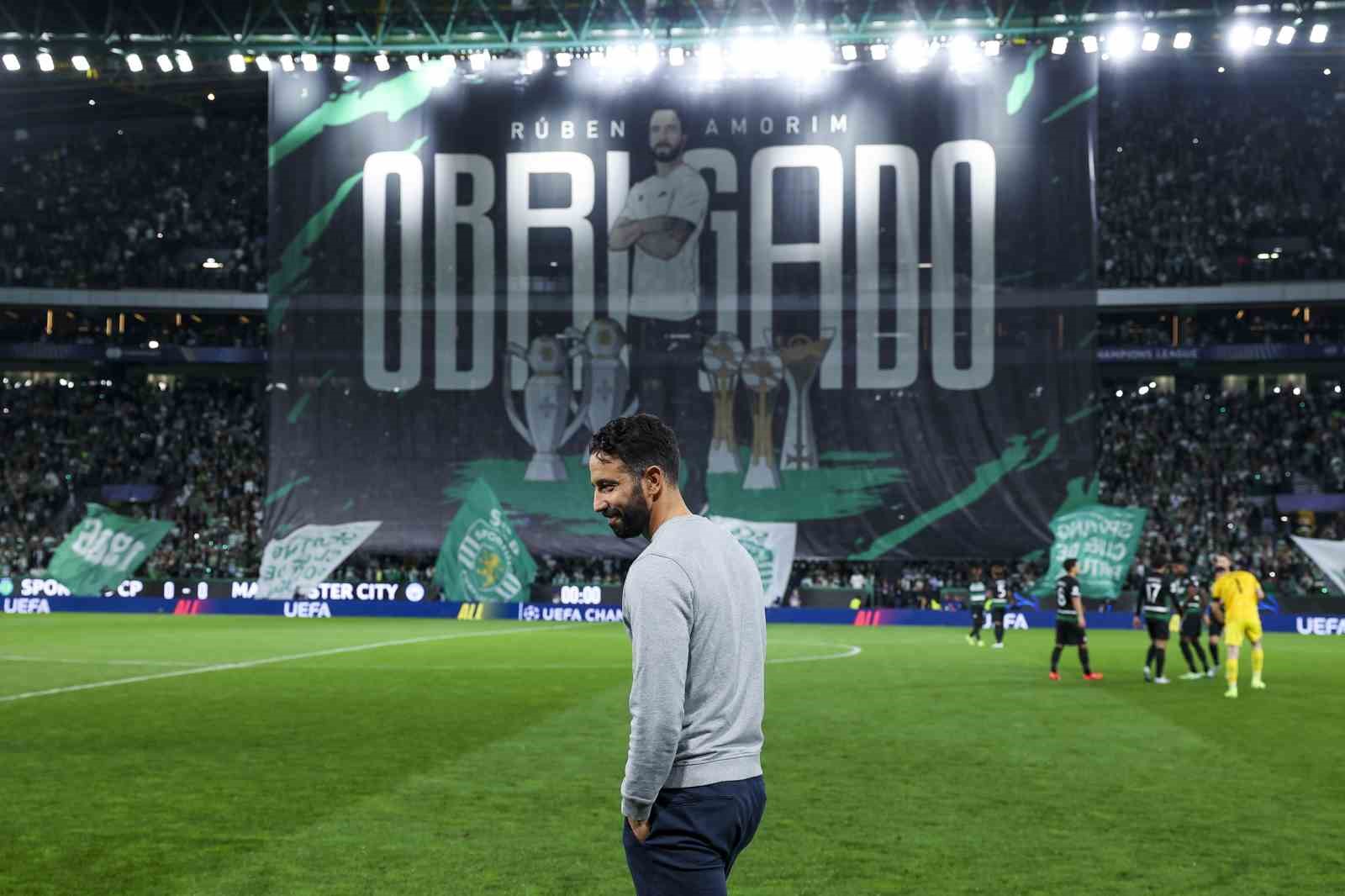 SPORTİNG TARAFTARI RUBEN AMORİM'E VEDALAŞTI