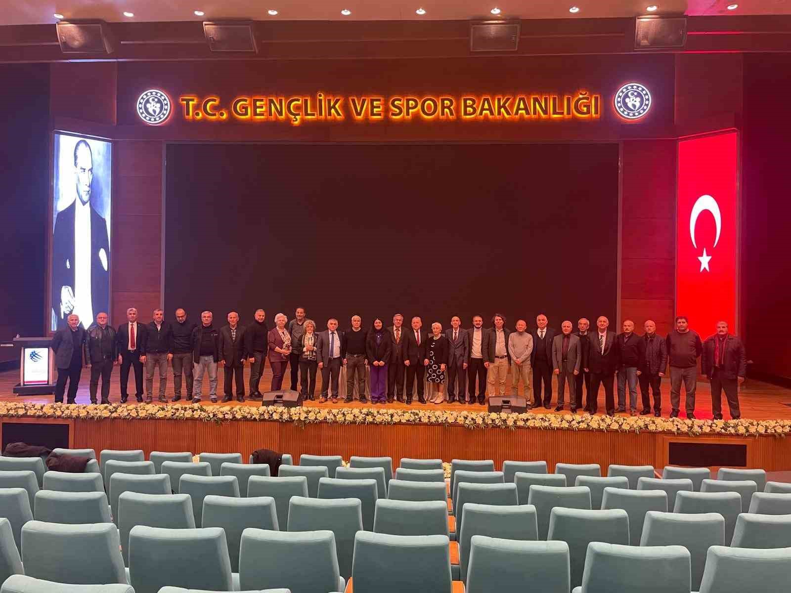 ŞUBE MÜDÜRLERİ DERNEĞİ 6.OLAĞAN GENEL KURULU YAPILDI