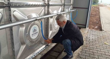 Adıyaman Belediyesi, Vartana Geçici Yaşam Merkezi'nde İçme Suyu İstasyonu Kurarak Vatandaşların Yaşamını Kolaylaştırıyor