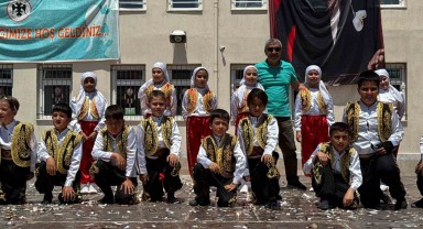 Afyonkarahisar'da Coşkulu Bahar Şenliği