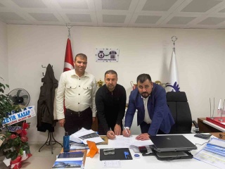 AFYONSPOR SONUNDA TEKNİK DİREKTÖRÜNÜ BULDU!