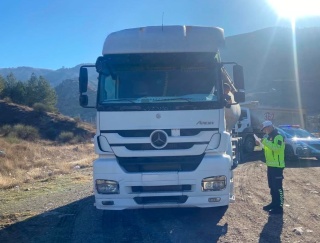 AĞIR TONAJLI ARAÇLARA DENETİM YAPILDI