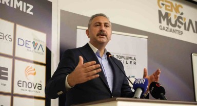 AK Parti Grup Başkanvekili Abdulhamit Gül, Yeni Anayasa Yapılmasının Gücünden Bahsetti