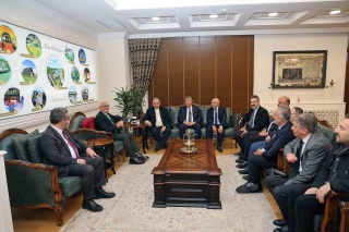 AK PARTİ YÖNETİCİSİ YUSUF ZİYA YILMAZ, TALAS BELEDİYESİ HİZMETLERİNİ ÖVDÜ