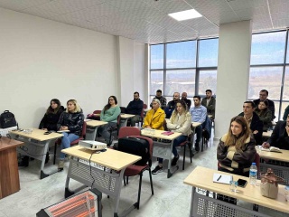 AMASYA’DA DIŞ TİCARETİ GÜÇLENDİREN SERTİFİKALI EĞİTİM PROGRAMI BAŞLADI